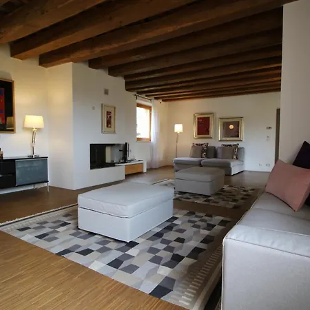 Lu Villa